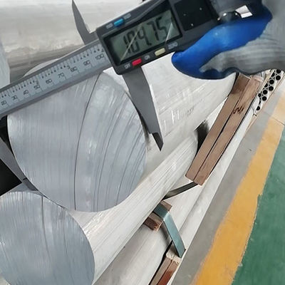 Bom preço. Tamanho 8mm 12mm 15mm 20mm 25mm 50mm Diâmetros 5052 5154 5454 5754 5056 5456 5082 5182 5132 5086 barra redonda de alumínio on-line