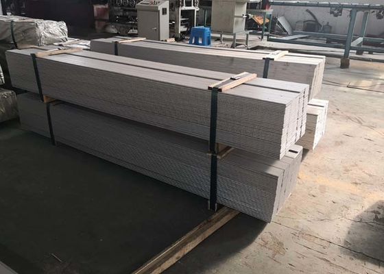 Bom preço. 317L espessura de superfície lisa da folha de aço inoxidável laminada a alta temperatura 50mm on-line